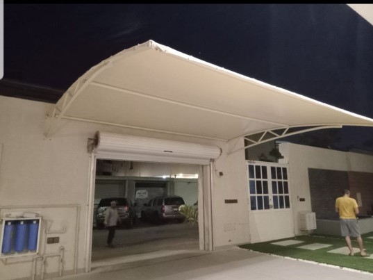 مظلات سيارات الأحساء