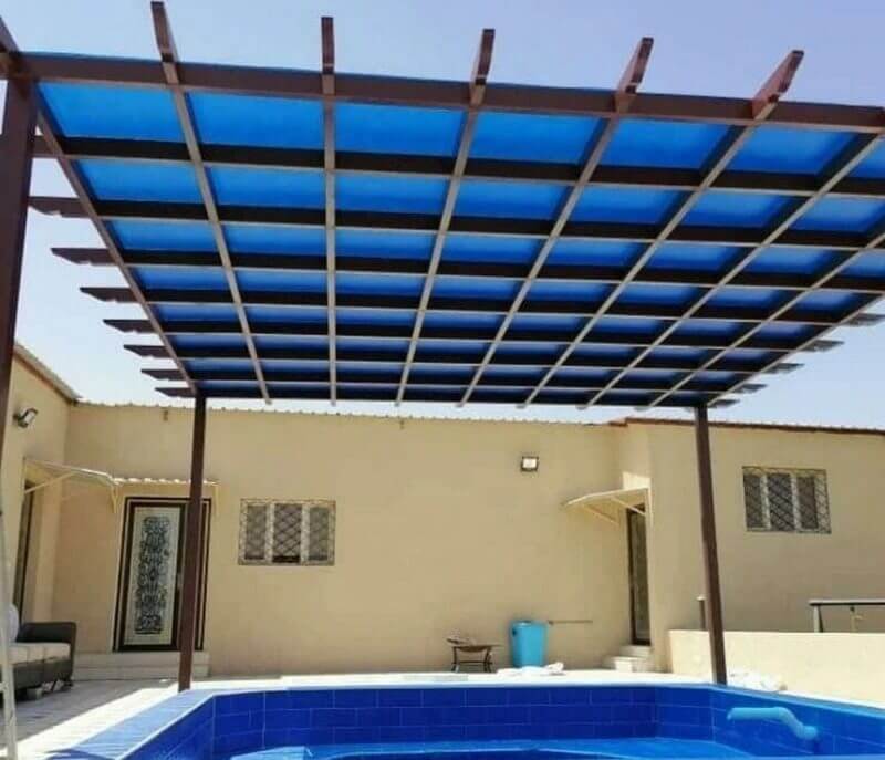 مظلات-مسابح في الأحساء