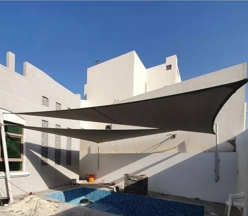 مظلات مسابح في الأحساء