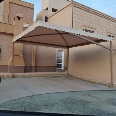 تنفيذ مظلات سيارات في الأحساء 