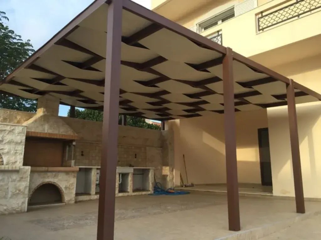 مظلات وسواتر الأحساء