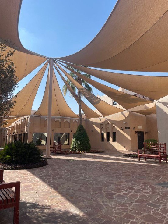 مظلات وسواتر الاحساء